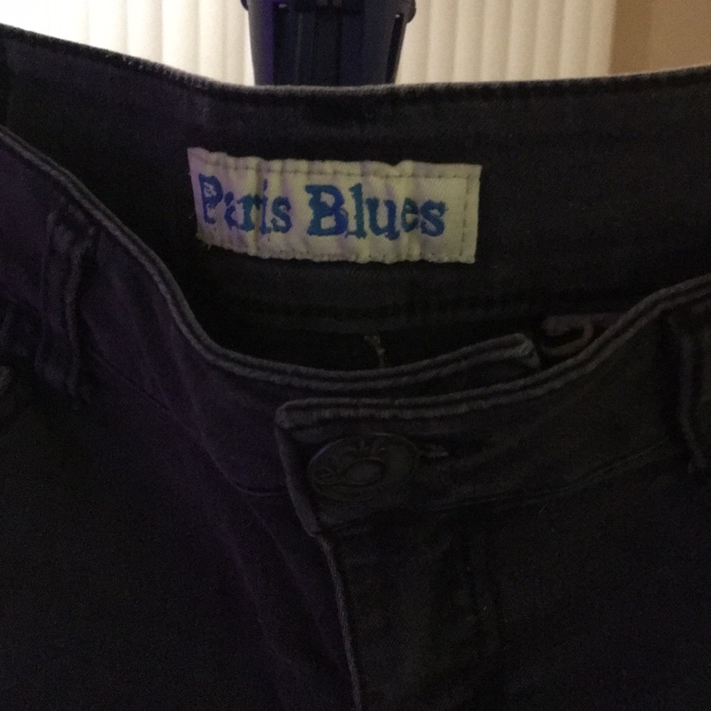 Shorts - Picture 3 of 3